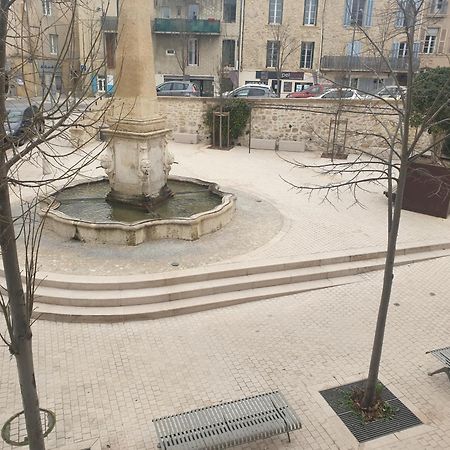 Charmant Appartement Coeur Village Provencal Lambesc Pokój zdjęcie